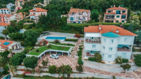 Villa Calista